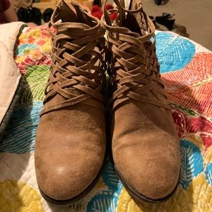 Tan Bootie Size 10